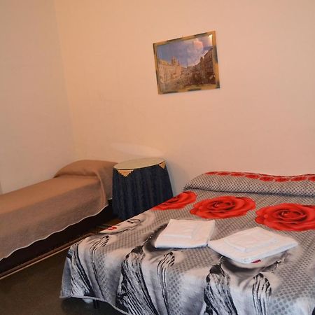 Booking House Roma Ngoại thất bức ảnh