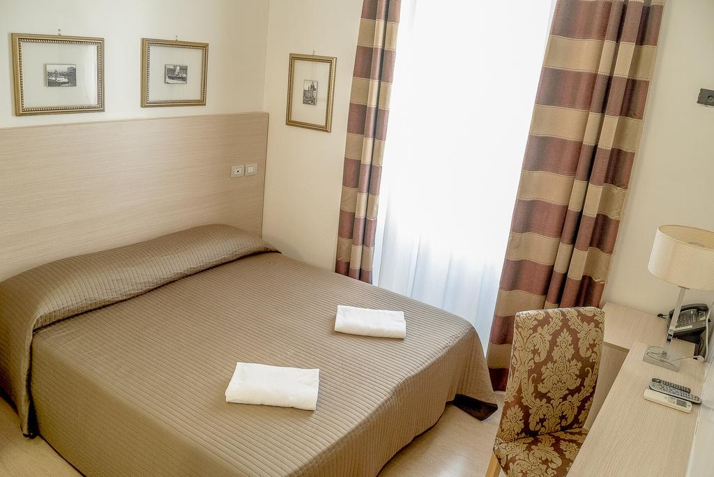 Booking House Roma Ngoại thất bức ảnh