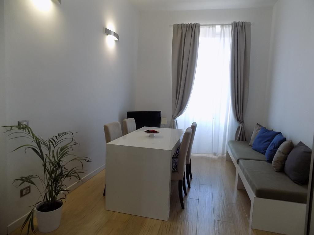 Booking House Roma Ngoại thất bức ảnh