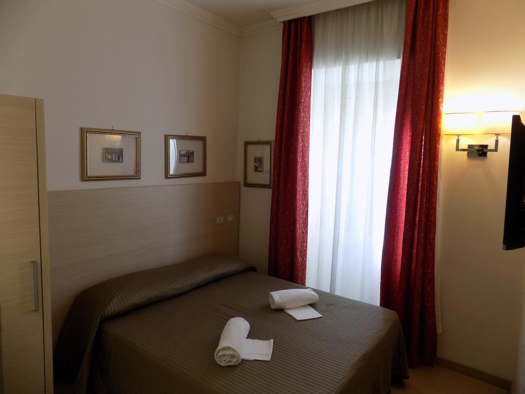 Booking House Roma Ngoại thất bức ảnh